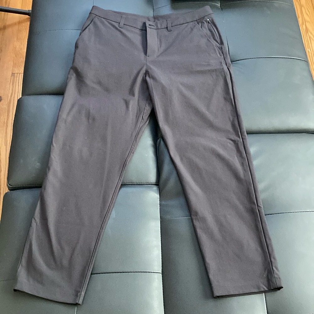 Lululemon ABC Classic-Fit Trouser 30L Warpstreme in Black